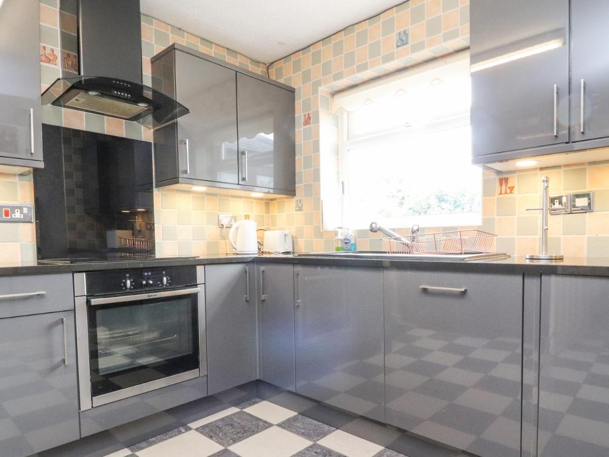 23 Wolsey Close Thornton  Exteriör bild