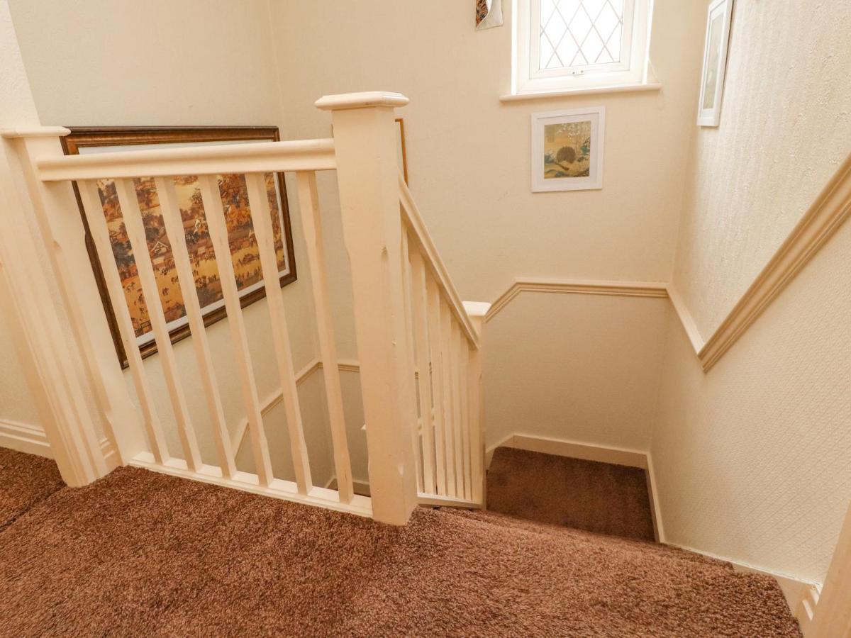 23 Wolsey Close Thornton  Exteriör bild